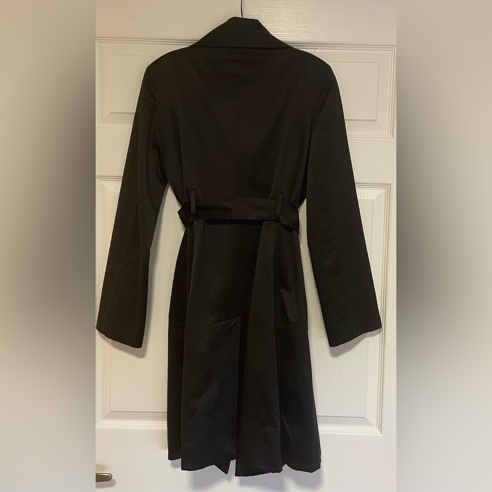 BEBE Black Belted Trench Coat Super Unique and Versatile Size Medium. - Picture 3 of 6